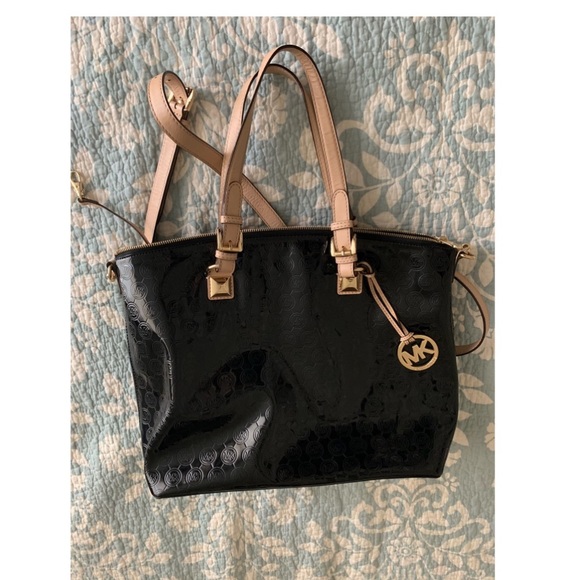Michael Kors Black MK Handbag Vinyl & Leather - Picture 3 of 8